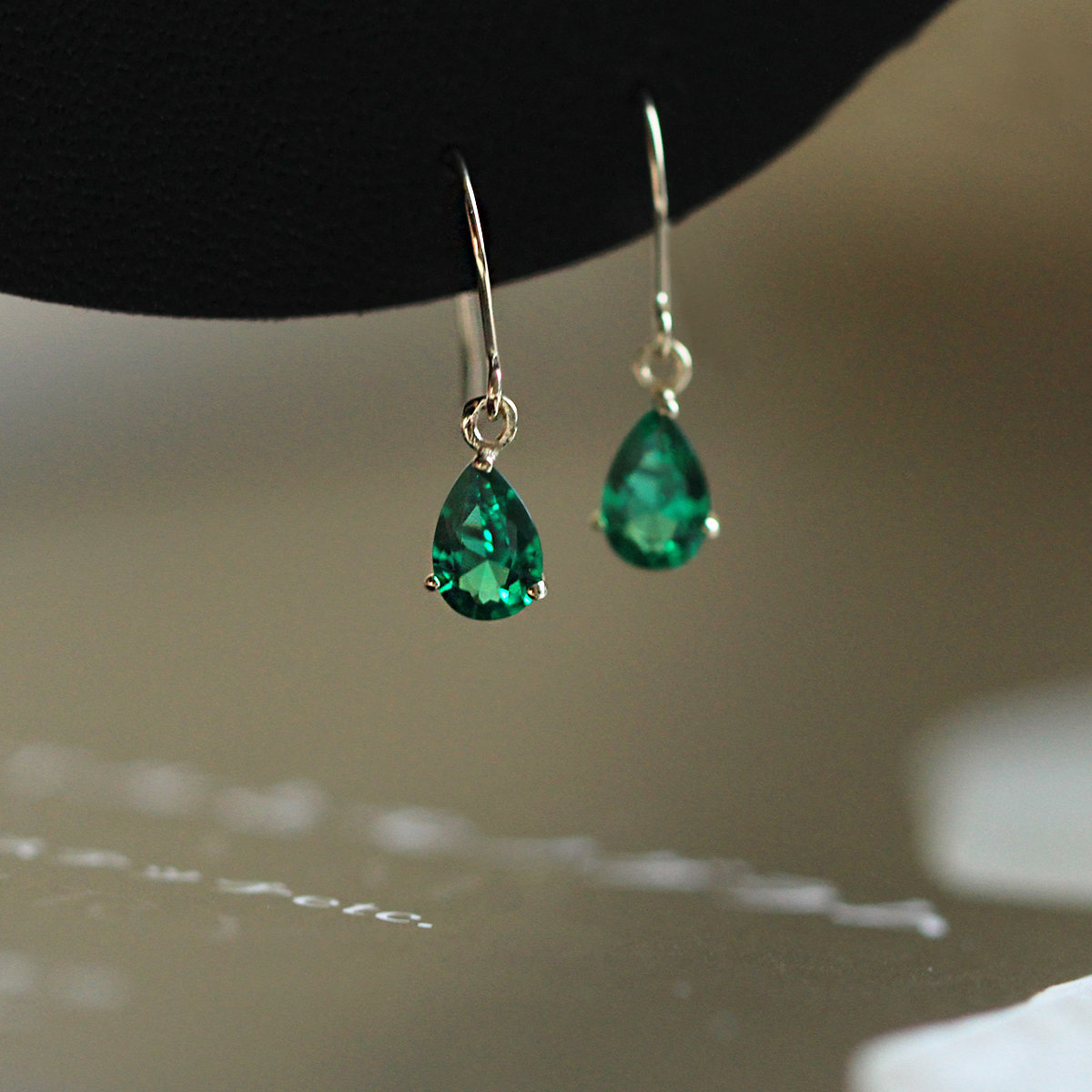 New 2024 Sterling Silver Emerald Zircon Water Drop Earrings for Women Plated Gold Retro Original Jewelry aretes de mujer