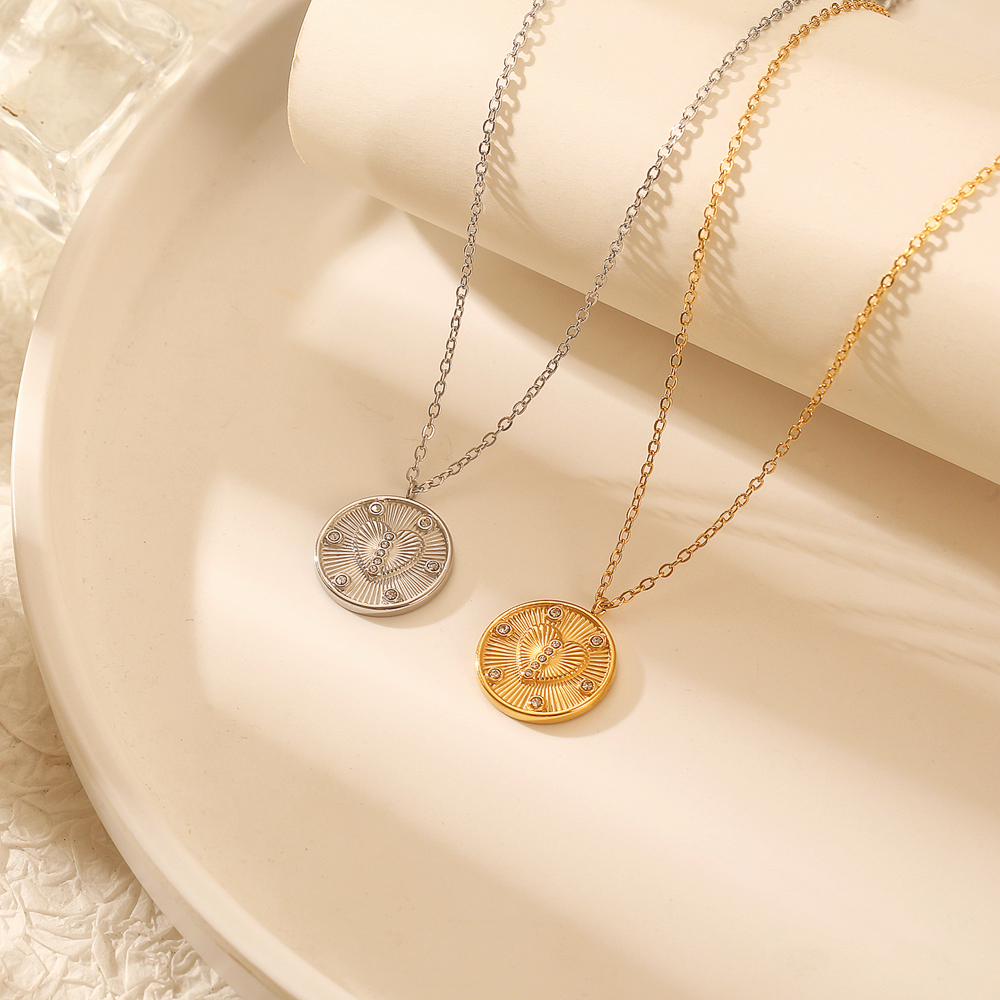 Stainless Steel Love Heart Star Zircon Stone Hip Hop Fashion Minimalist Pendant Necklace Jewelry Lady Man For Women