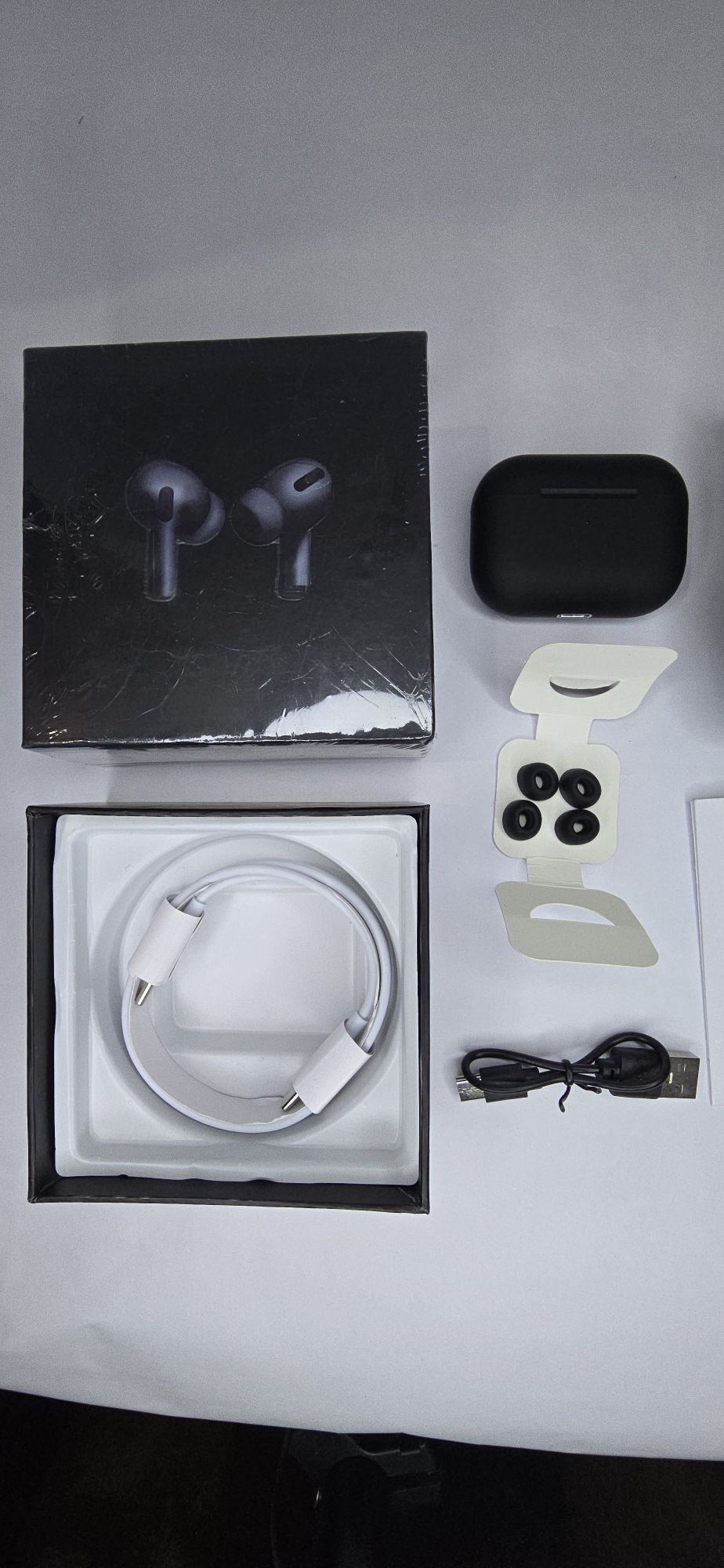 Black Earbud Airpods Pro (2nd Generation ).Experience pure audio with Pro 2nd Gen!