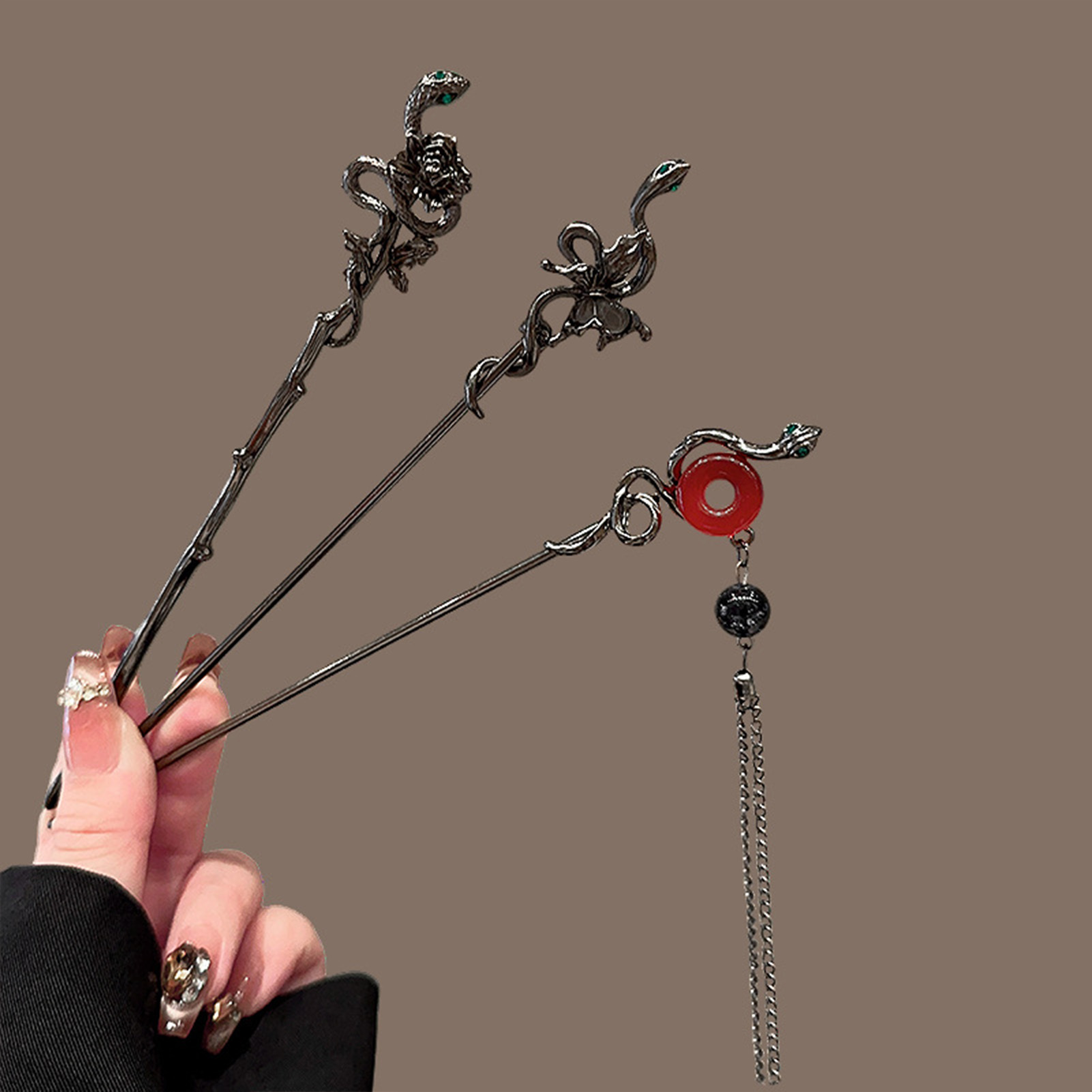 Vintage Style Black Snake Shape Hair Sticks Decorative Alloy Chinese Hairstyles With Tassel Hair Pin Gothic Women Hair Accessory