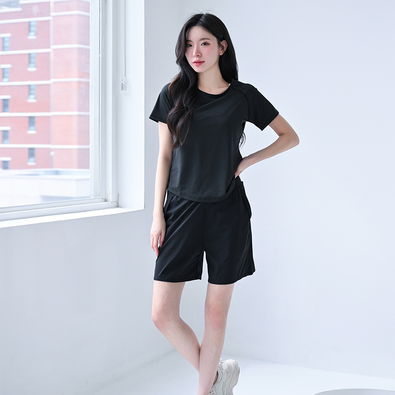 2026 Summer New Women Yoga Fitness Set Slim Fit Sports Top Casual Shorts Workout Athletic Outfits For Ladies