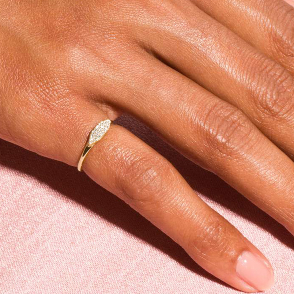 ZAKOL New Trendy Shiny Micro Pave Zircon Finger Ring White Crystal CZ Minimalist Aesthetic Ring for Women Wholesale