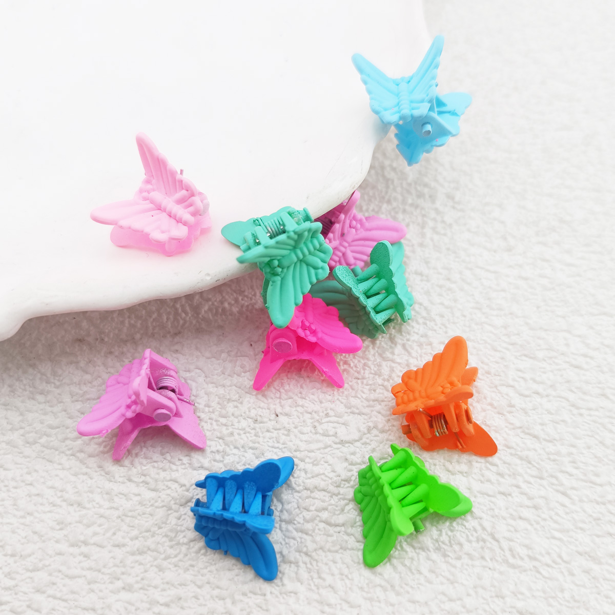 10/20/50/100 PCS Girls Mini Butterfly Hair Claw Clips Cute Candy Color Small Mini Crabs For Headwear Hair Accessories For Women
