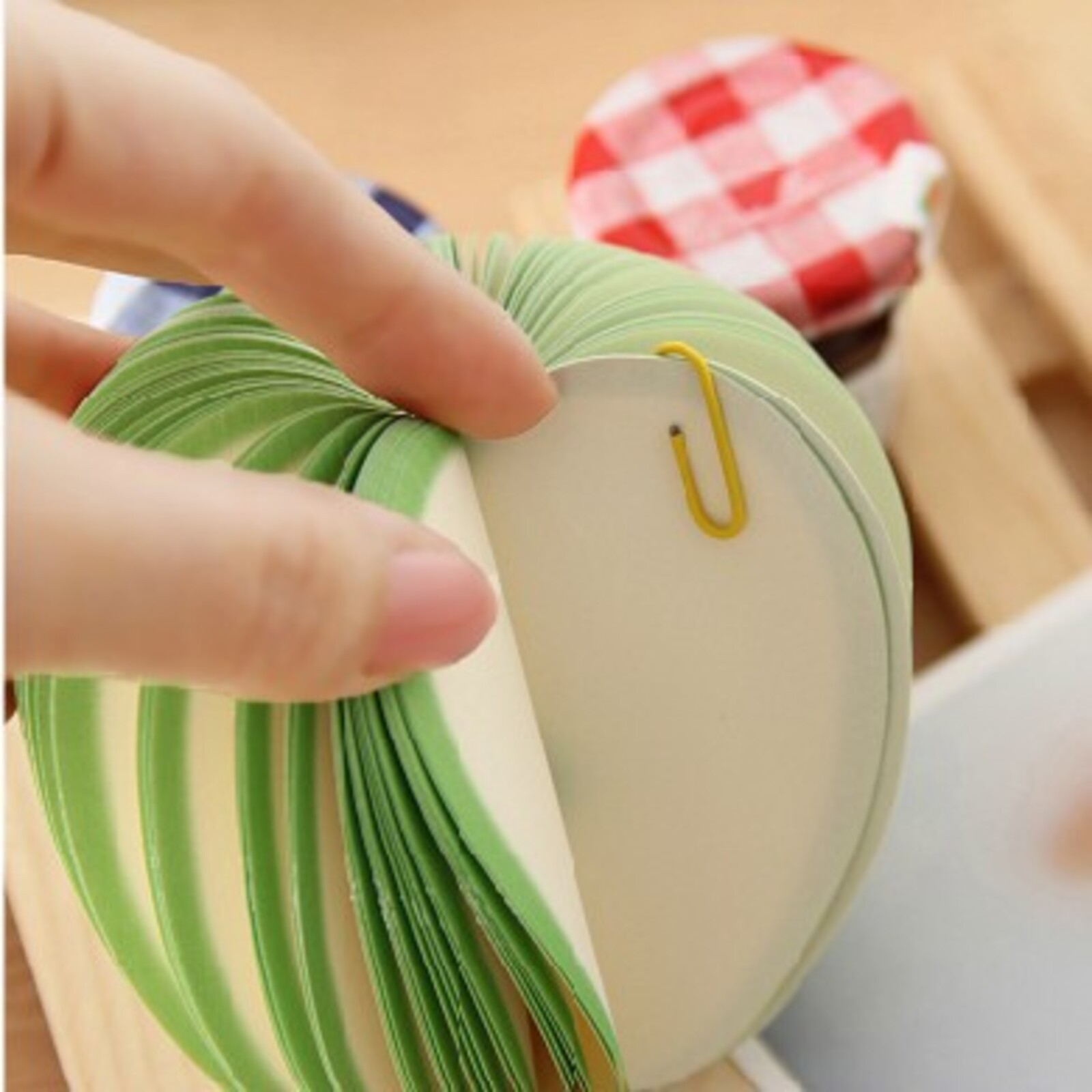 2 Packs Sticky Notes Cute Creative Fruit Shaped Sticky Note Paper Suitable for Work Study Daily Note-Taking Kids Small Gift