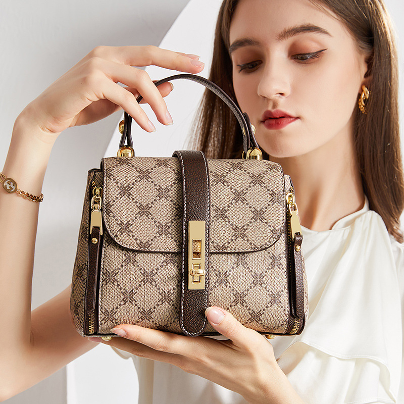 Popular Classic Elegant Ladies Handbag Crossbody Bag Luxury Designer Leather Large Capacity Stylish Diaper Bags For Women
