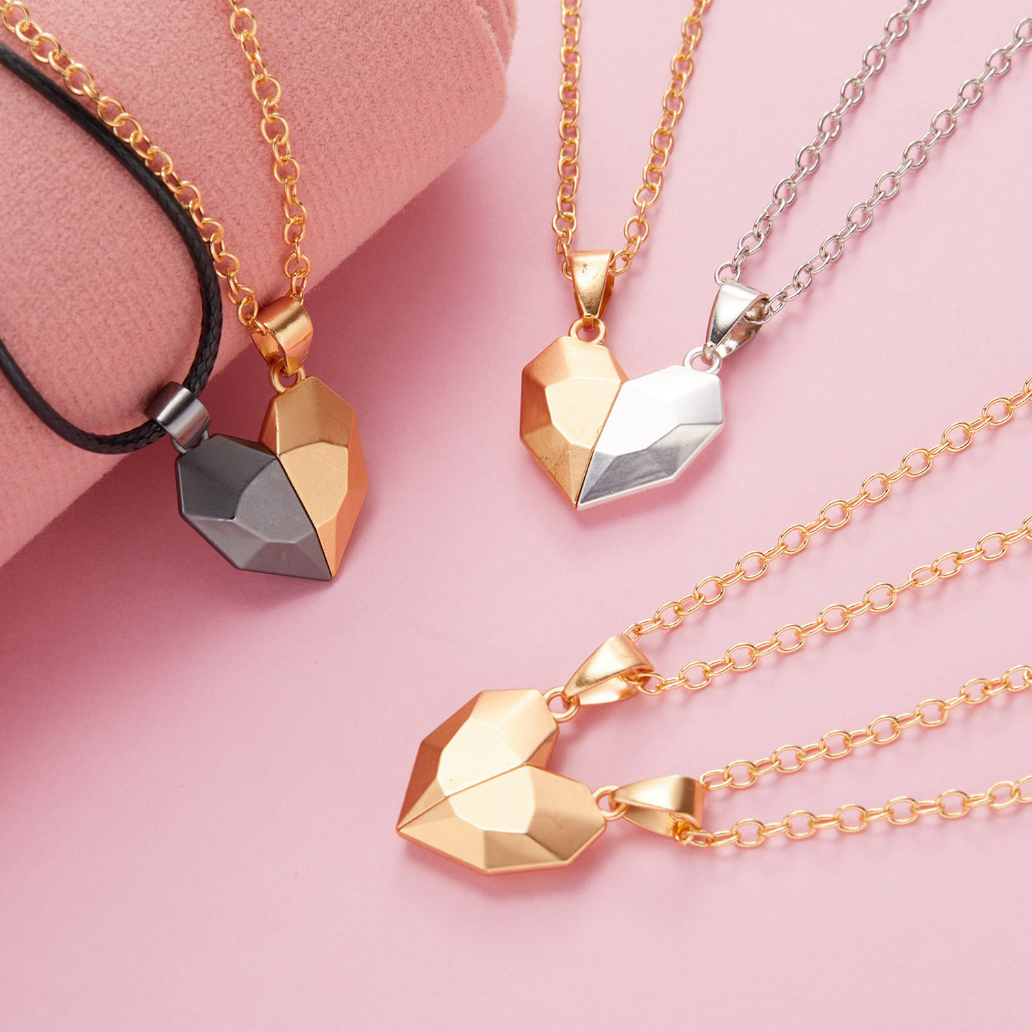 ZAKOL 2Pcs Magnetic Heart Couple Necklace For Women Valentine's Day Sweater Chain For Best Friend Lovers Jewelry