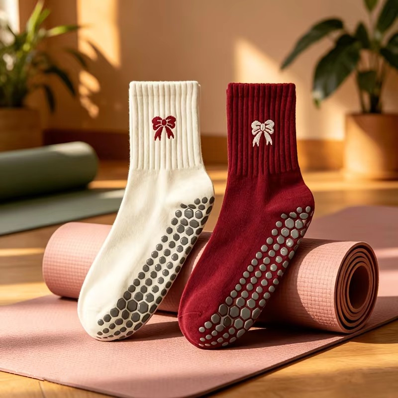 1 pair of Pilates exercise fitness dance anti slip socks leg pressure floor yoga socks