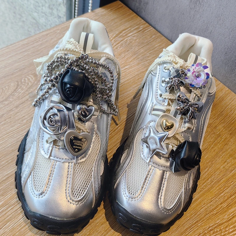 New Fashion Shoelaces Charms for Sneakers Decorative Shoe Flower Buckle Y2K Sweet Premium Decorative Shoe Charm Accessories 1PCS