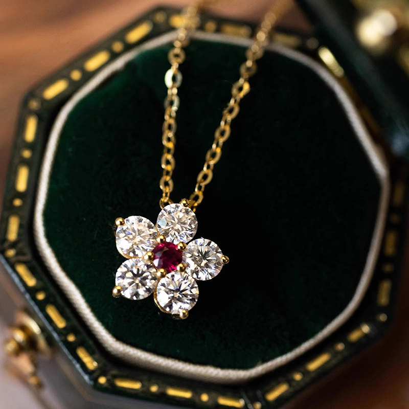 Huitan Romantic Women's Flower Necklace with Red Cubic Zirconia Fancy for Luxury Gold Color Necklace Wedding Jewelry