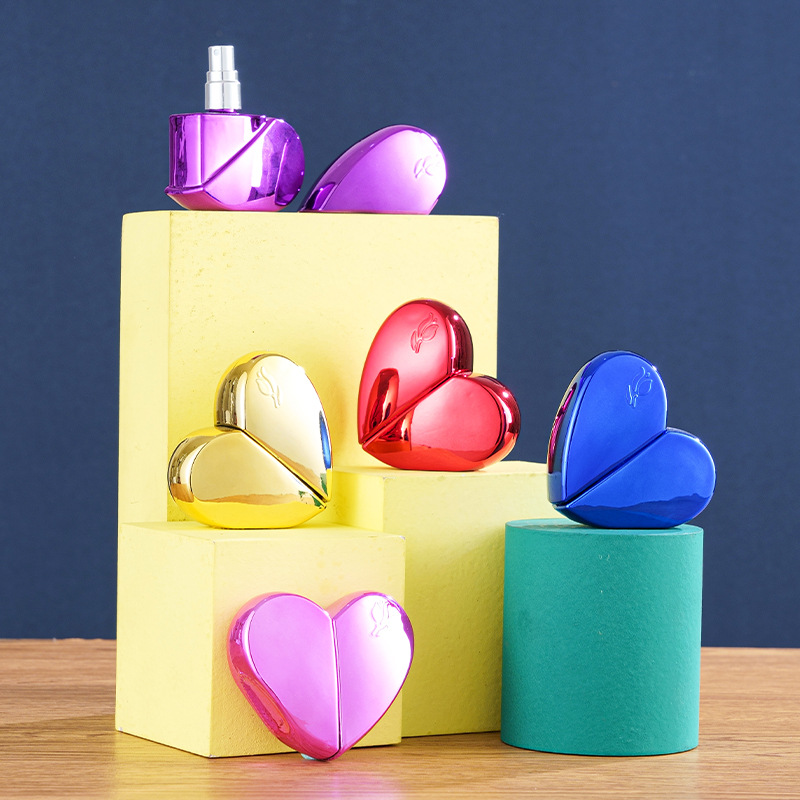 Travel Heart-Shaped Perfume Bottle Portable Cosmetics Glass Bottle Spray Bottle Glass Empty Bottle 30ML
