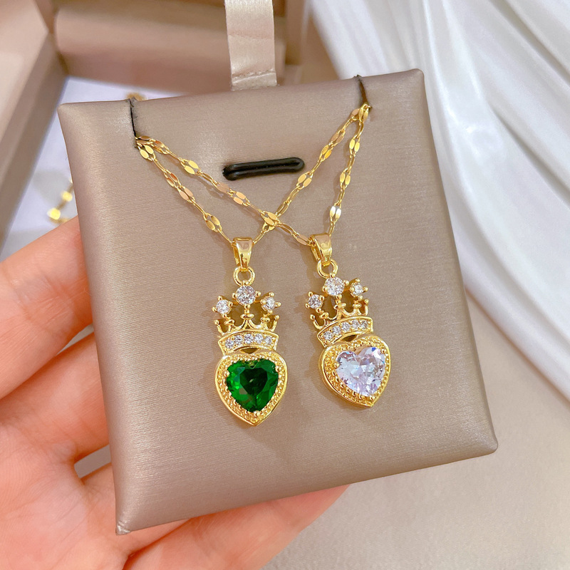 Exquisite Vintage Green White Crystal Queen Crown Necklace Fashionable Cute Noble Design Stainless Steel Lucky Clavicle Chain