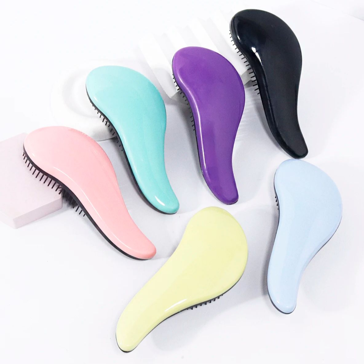 Solid color anti-static massage brush,soft nylon hair brush,suitable for both dry and wet use Special for real hair