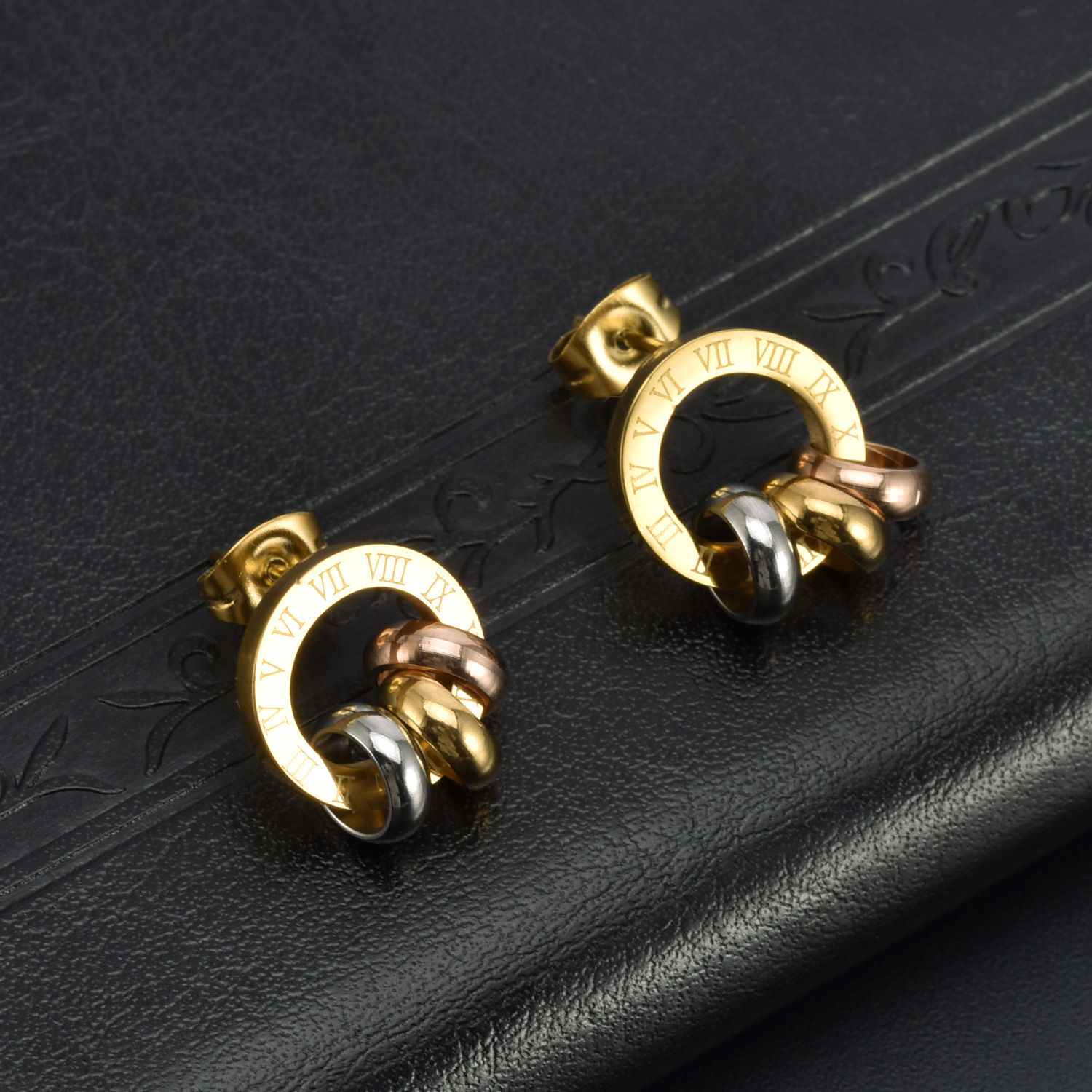 European and American Roman Number 3 Colors Creative Circle Earrings, Women's Gold Titanium Steel Earrings