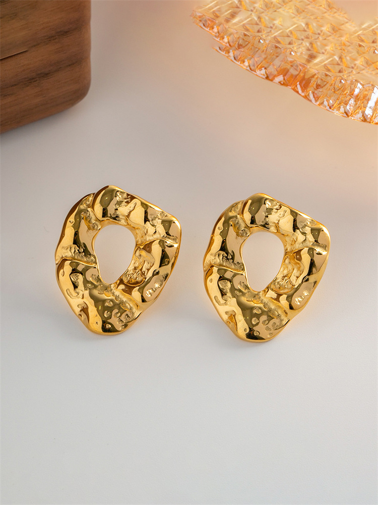 Vintage geometric lava textured gold stud earrings Stainless steel irregular hammer hammer chunky geometric ruffle stud jewelry
