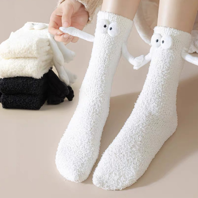 1/2 Pairs Coral Velvet Magnetic Socks with Hands Thick Plush Winter Warm Cute Comfortable Sleeping Socks Fashion Floor Socks