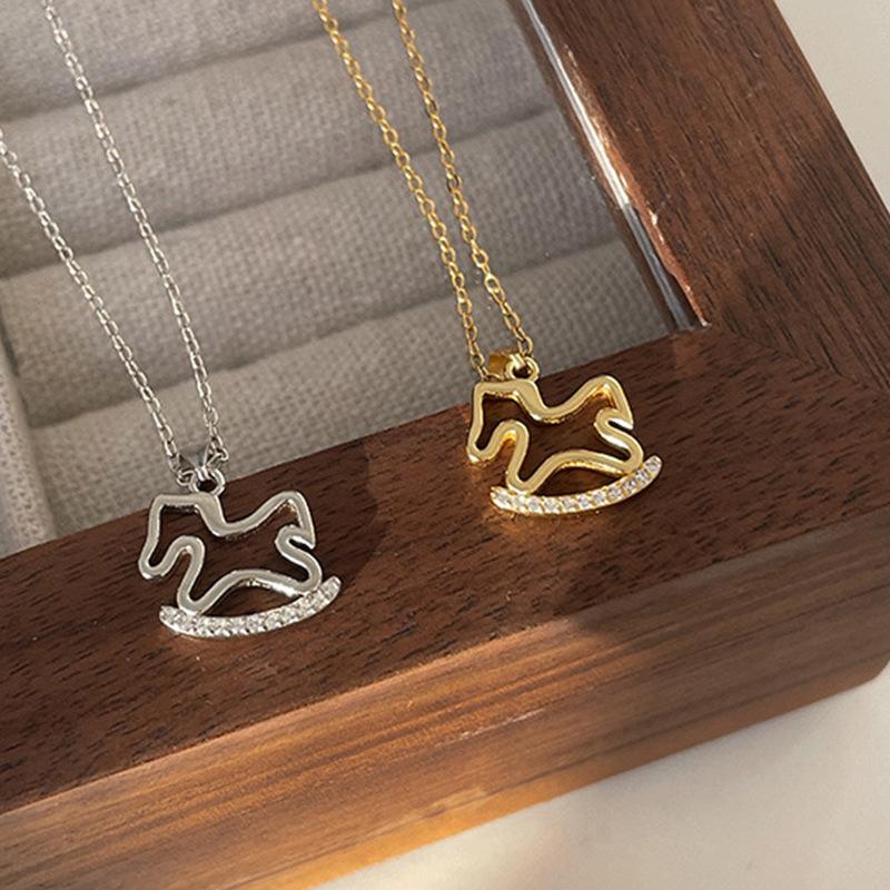 Fashion Cute Shiny Zircon Hollow Wooden Horse Pendant Necklace 1/2Pcs for Women Girls Collarbone Chain Jewelry