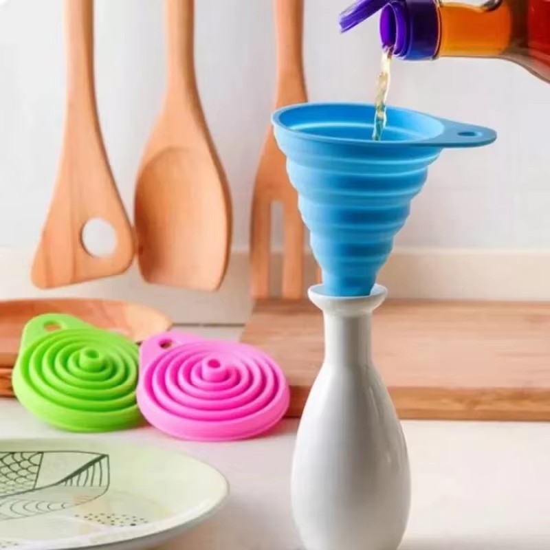 1/2Pcs Portable Funnels Foldable Mini Silicone Collapsible Funnel Folding Oil Pot Funnel Kitchen Tool Liquid Dispensing