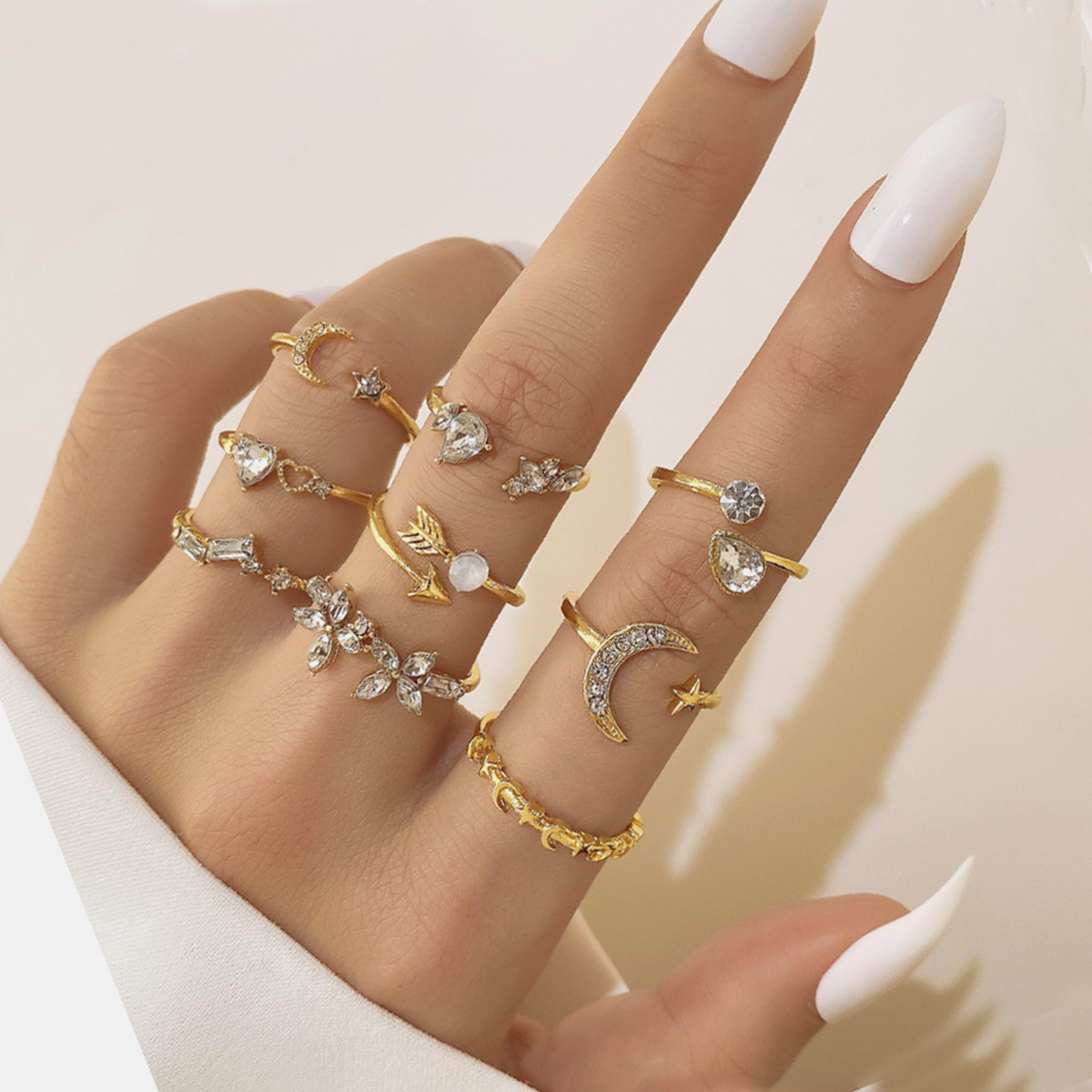 Valentine's Day New Set Ring: 9 Pieces of Heart-shaped Butterfly Star Moon Combination Set Ring for Women