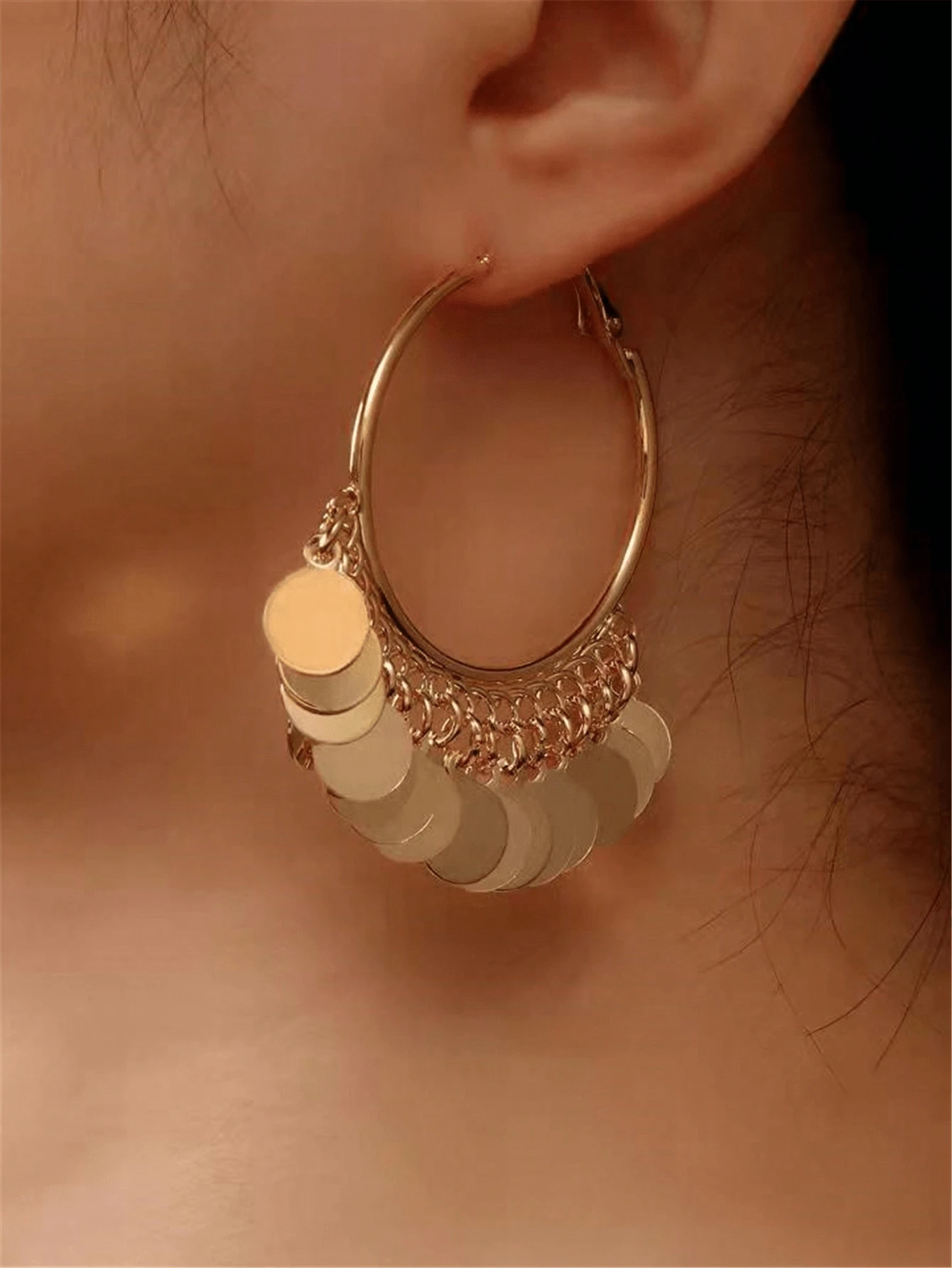 1Pair Hot Sale Disc Charm Earrings Fashion Gemetric Round Pendant Large Circle Hoop Earring for women Look pen gpt
