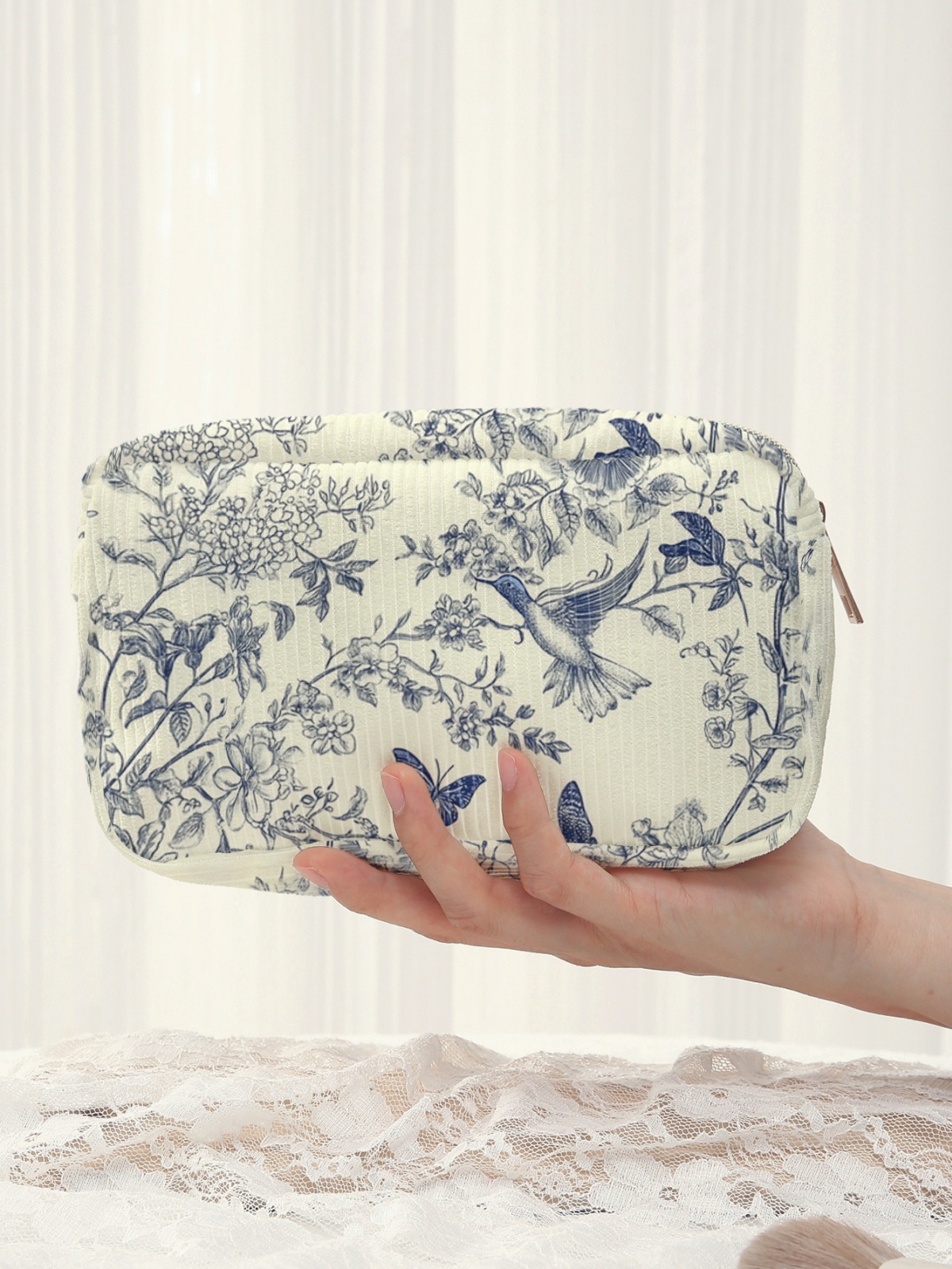 Starry Sky Wind Whale Shark Roaming Pattern Cosmetic Bag Large Capacity Travel Toiletries Bag Ladies' Makeup Storage Bag
