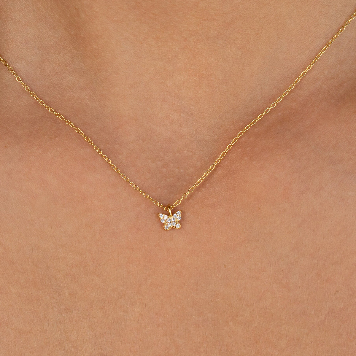 Simple fashion butterfly pendant necklace gold silver color diamond shining exquisite girls with accessories jewelry gift