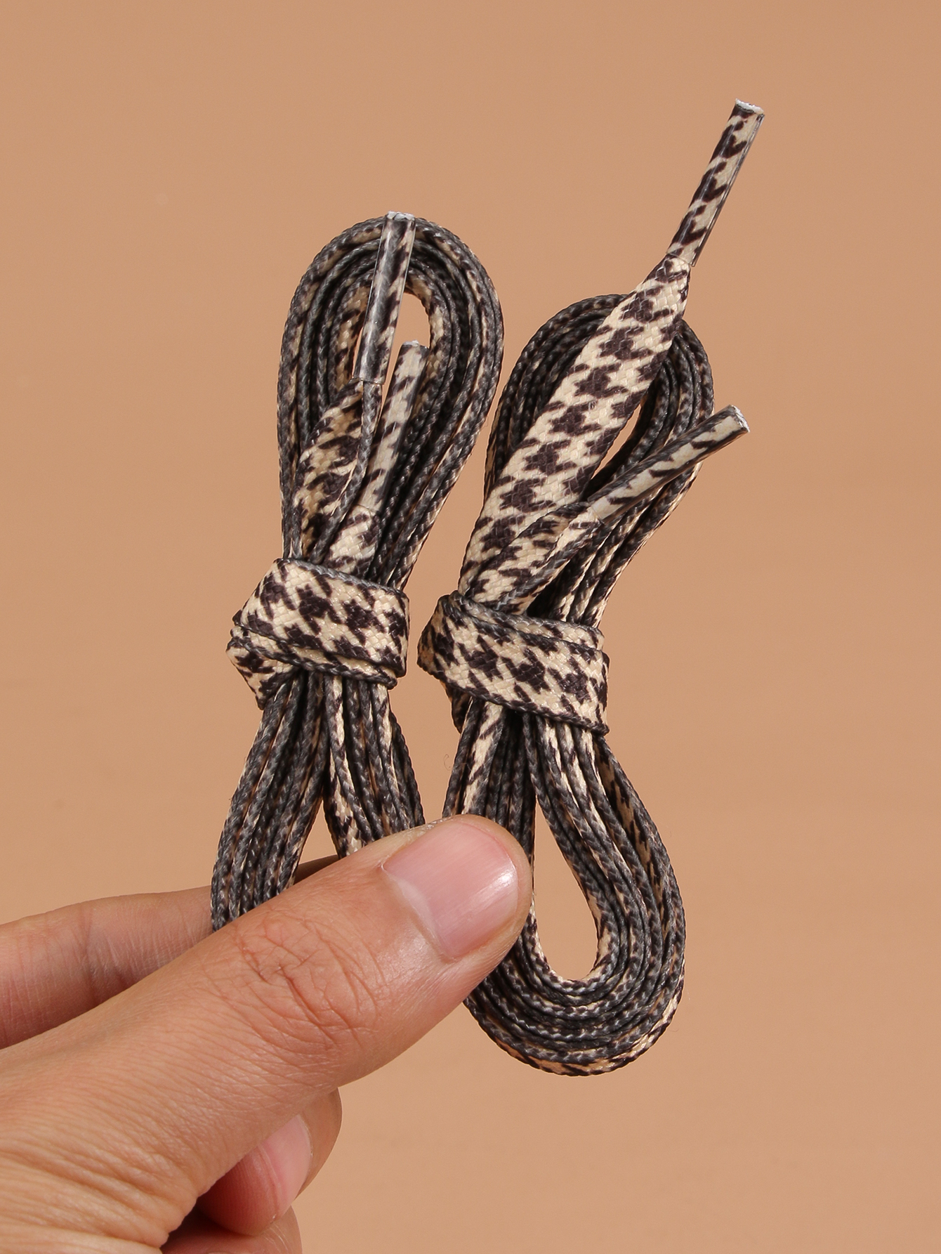 1 pair of personalized bird grid shoelaces for both men and women, suitable for sports shoes with multiple shoe types