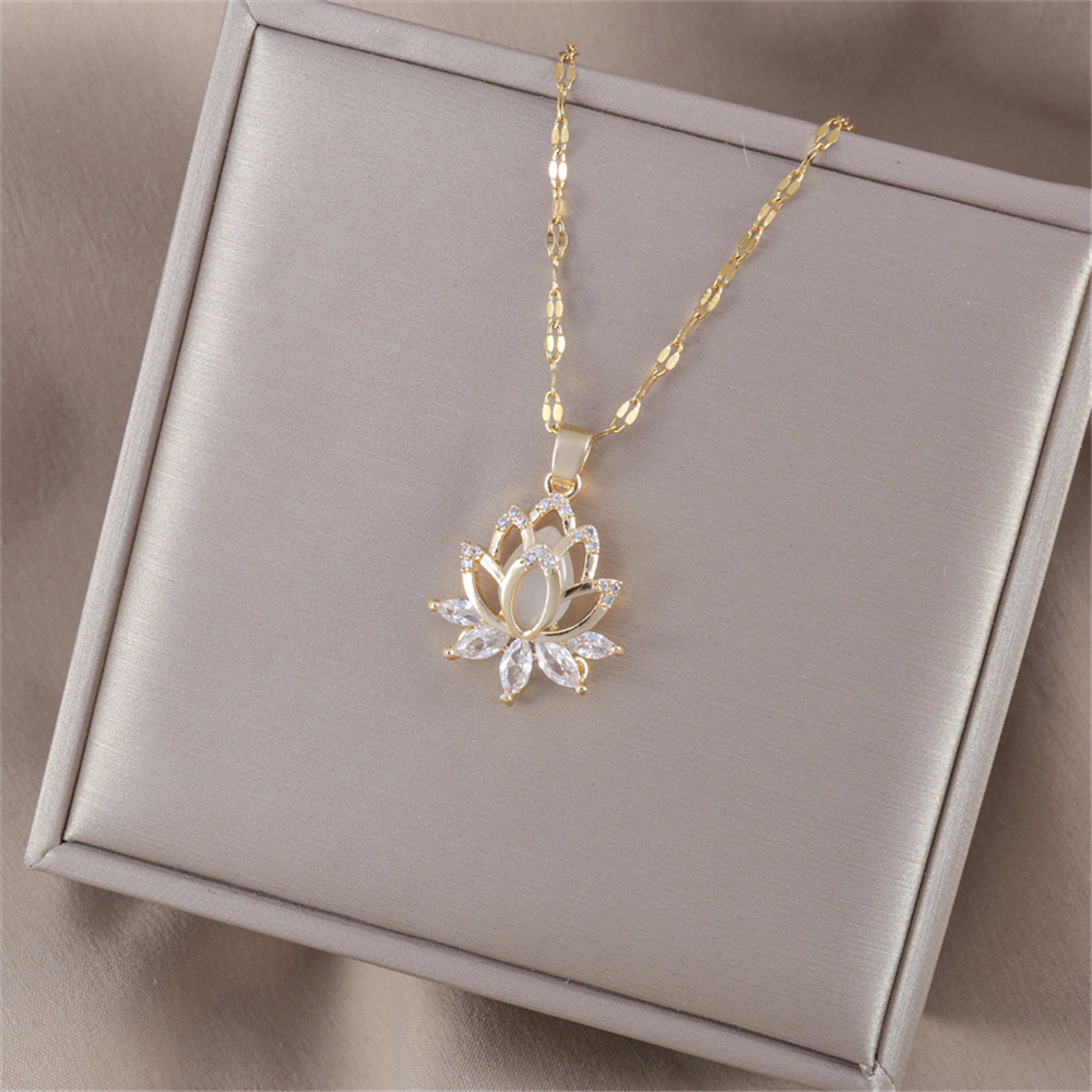 Female Purple Crystal White Zircon Stone Butterfly Pendant Necklace Vintage Silver Color Wedding Jewelry For Women