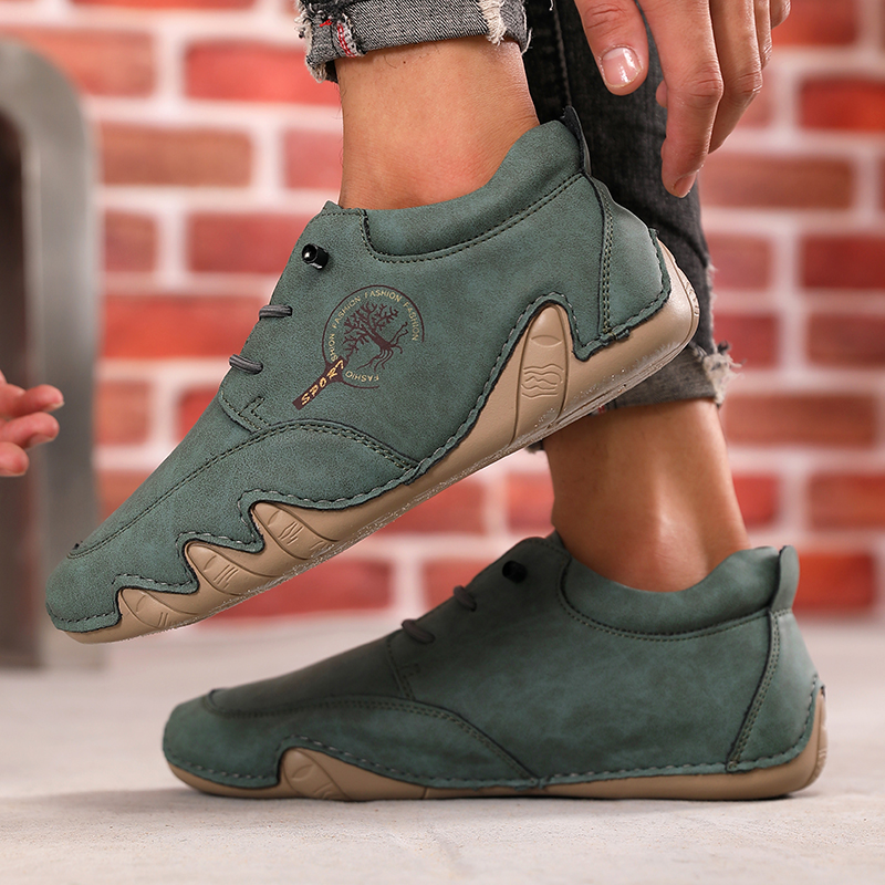 Autumn Handmade Leather Casual Shoes for Men 2025 New Comfortable Loafers Outdoor Shoes Breathable Men Moccasins Men's Sneakers