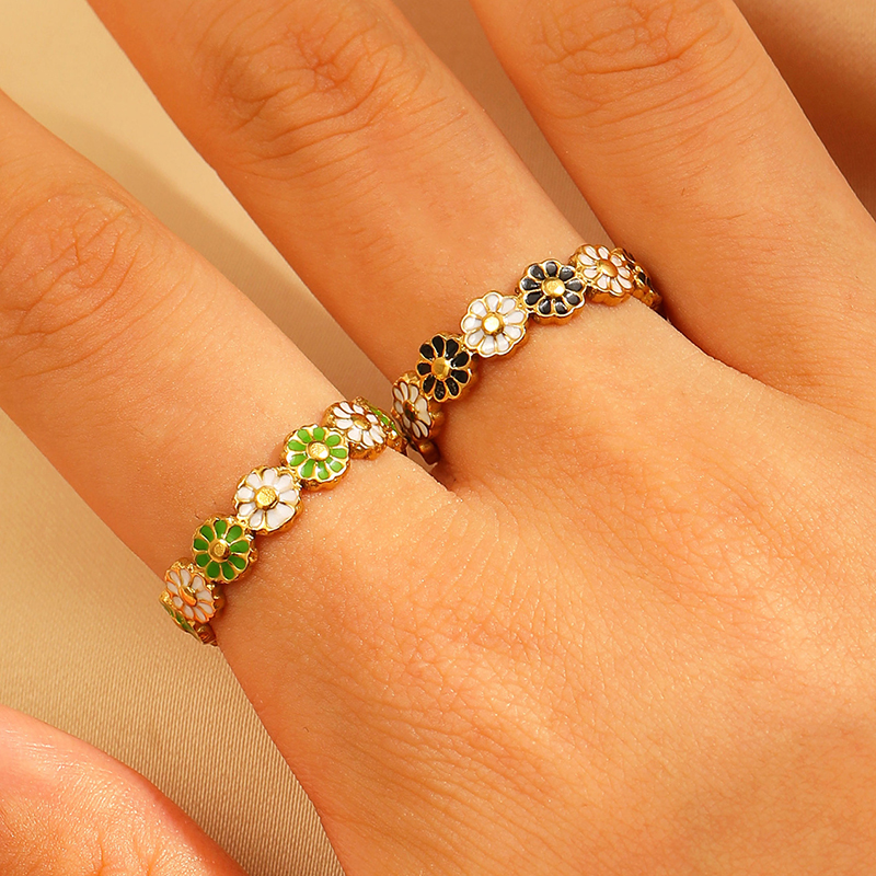 Stainless Steel Flower Open Ring for Women Exquisite Sweet Colorful Daisy Finger Ring Trend Cute Stackable Jewelry New Wholesale