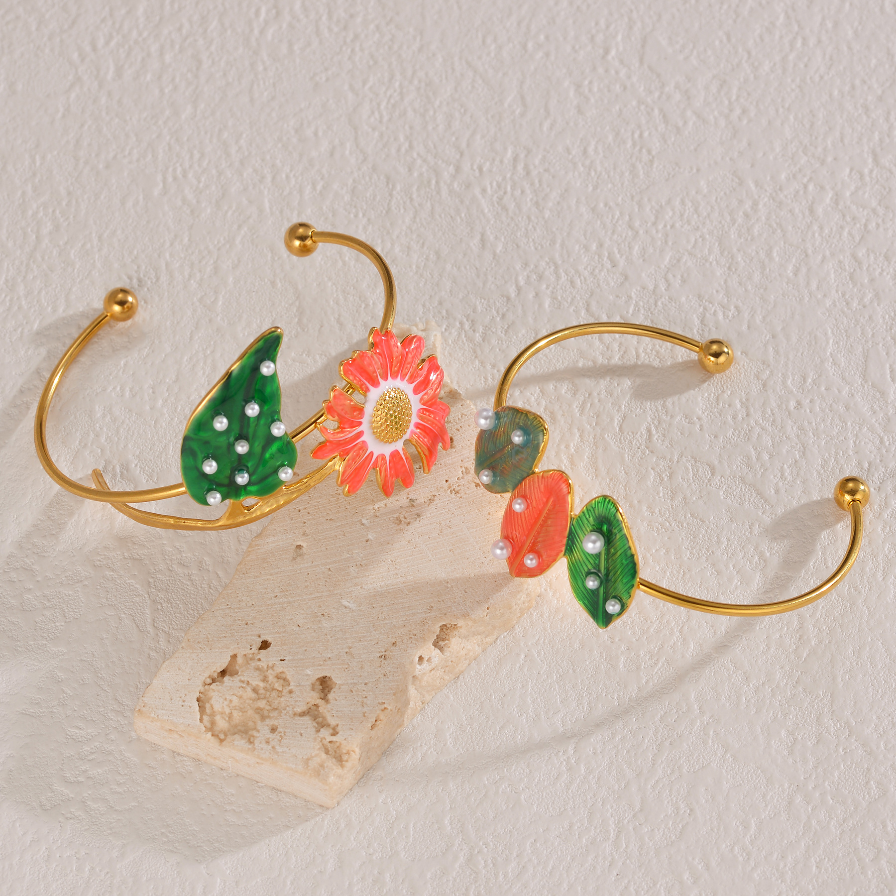 Kissmoon Enamel Colorful Oil dripping Flower Leaf With Imitation Pearl Decor Cuff Bracelets for Women Party Daily Jewelry