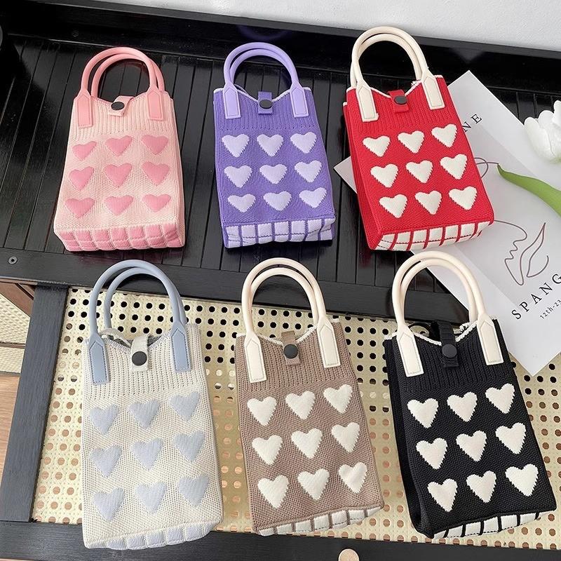 New 1Pcs Girls Outdoor Crossbody Bags Fashion Heart Knitted Mini Square Handbag For Women Small Phone Shoulder Bag