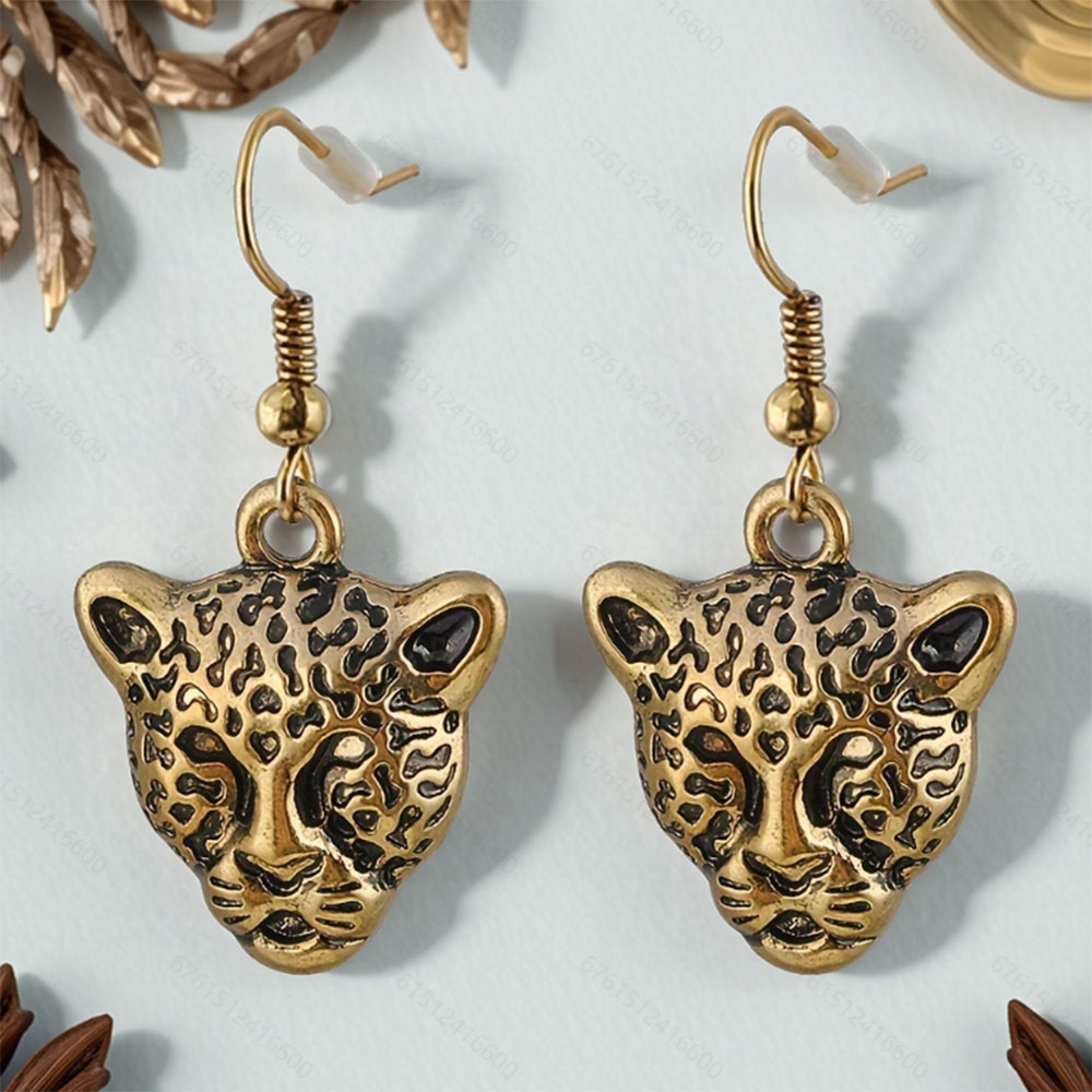 Cute Leopard Earrings with Pendant European Stereoscopic Trend Fashion Jewelry Ancient Gold Color Lovely Accessory