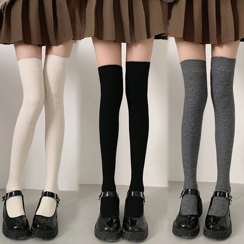 Socks Woman Autumn and Winter Thick Warm Solid Color Calf-length Socks Black White Vertical Stripes Socks for Women