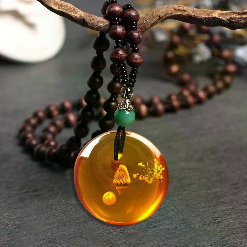 Retro Amber Pendant Necklace For Men And Women Long Pendant Sweater Chain Mother's Day