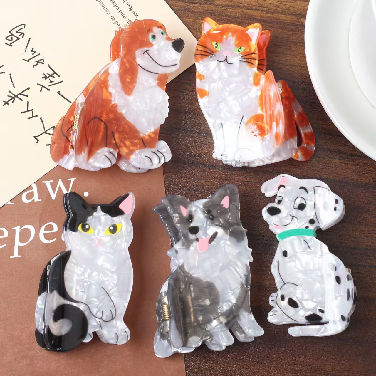 1PC Sweet cartoon cute pet claw clip series for cats and dogs, shark clip for hairstyles, girl cartoon hairpin headwear.