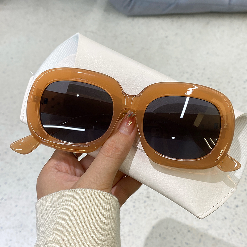 KAMMPT Women Sunglasses 2022 Trendy Vintage Round Female Shades Eyewear Fashion Popular Ins Simple Retro Sun Glasses for Lady