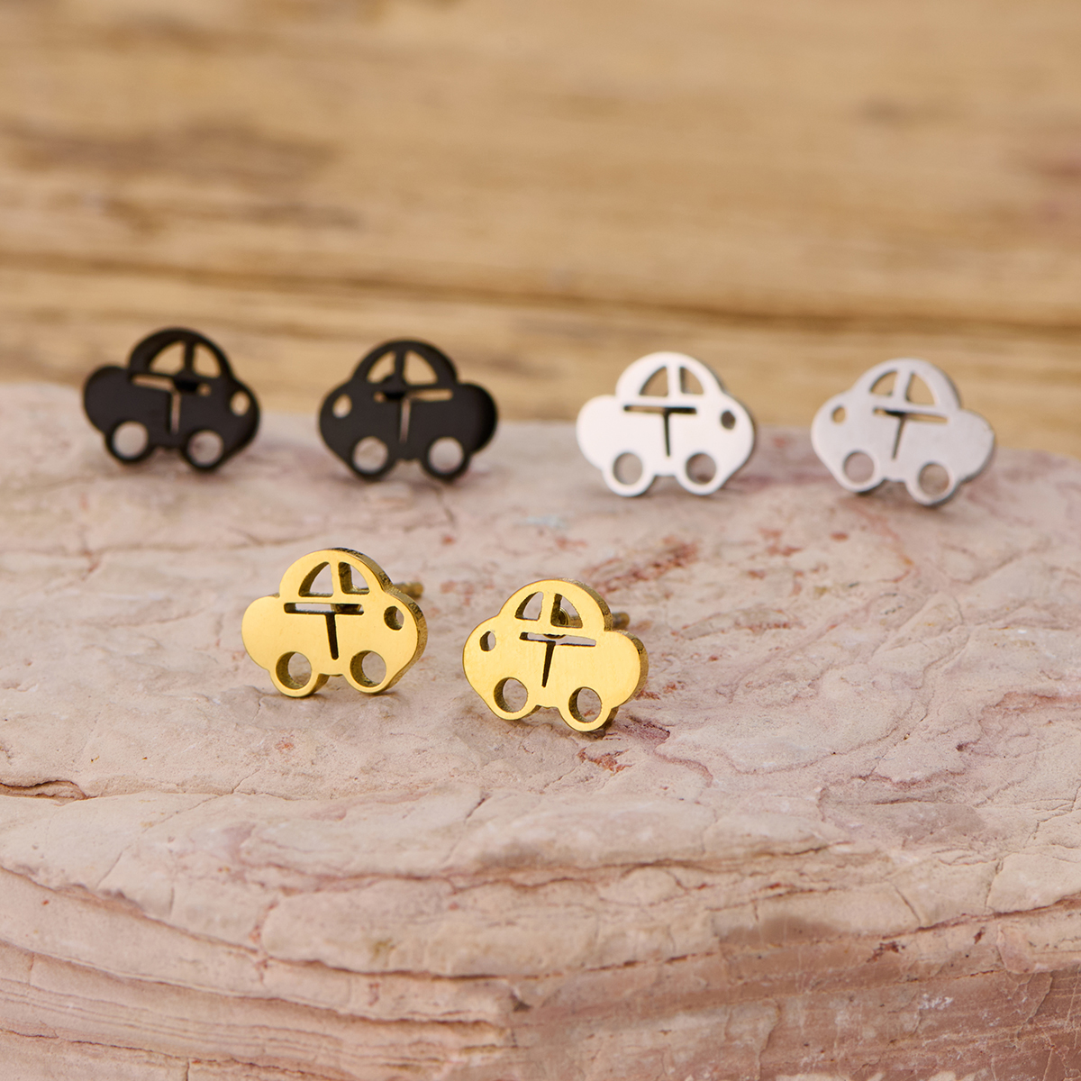 Creative Cartoon Small Car Stud Earrings for Girl Stainless Steel Mini Earings Fashion Jewelry Toy Car Shaped Earring Pendientes