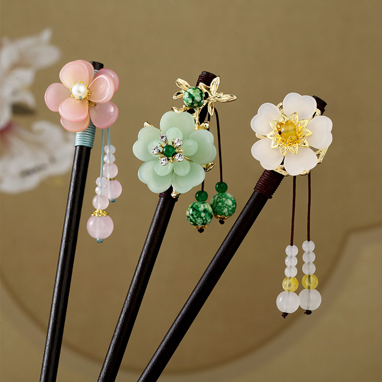 Retro Chinese Style Hairpin For Women Elegant Wooden Flower Tassel Hair Stick Vintage Jewelry Hair Accessory Girls Hairpins