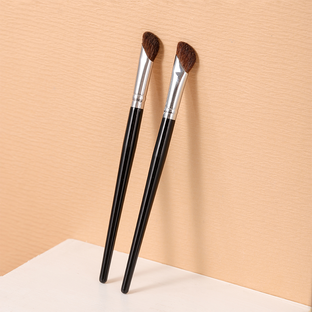 OVW Horse Hair Sickle-Shaped Angled Nose Contour Brush Highlighting Blending Brush 1 PCS LD-YBS01