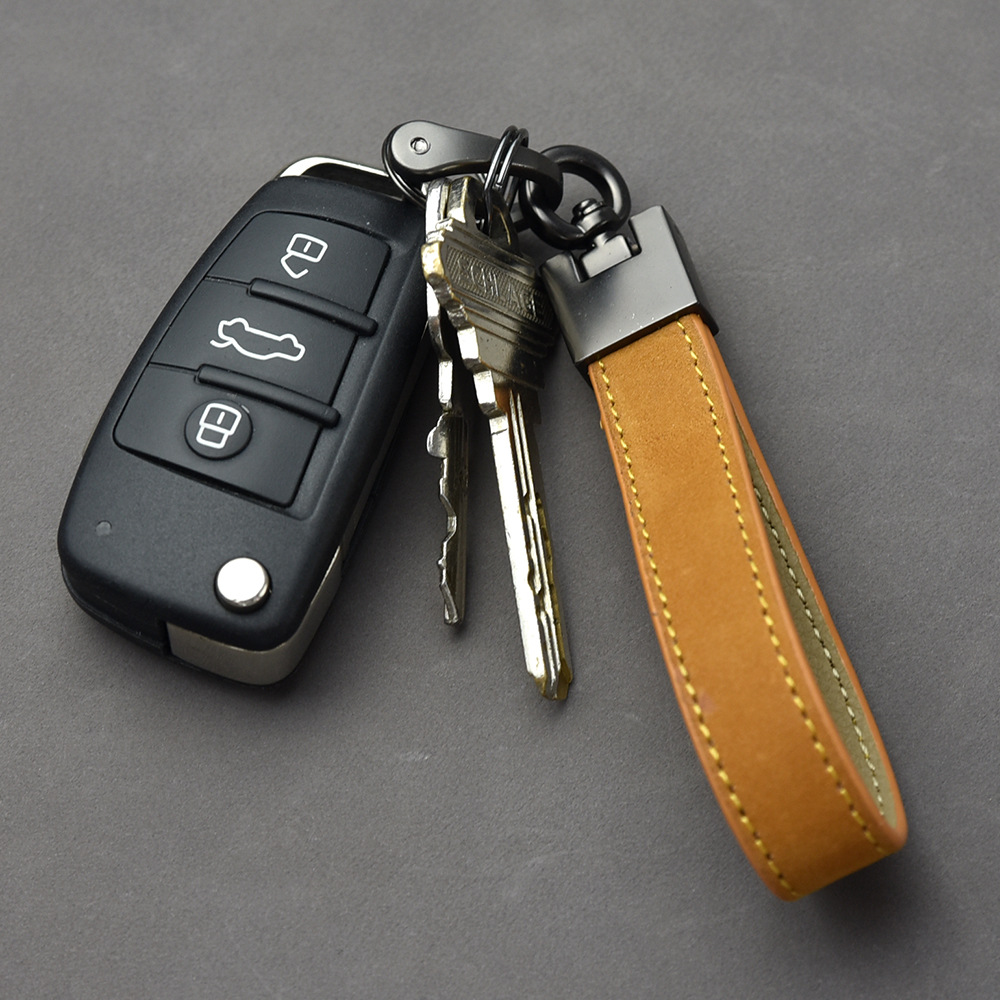 Suede Car Keychain Pendant Creative, Individual and Simple Keychain Ring Men and Women Couple Lanyard Keychain