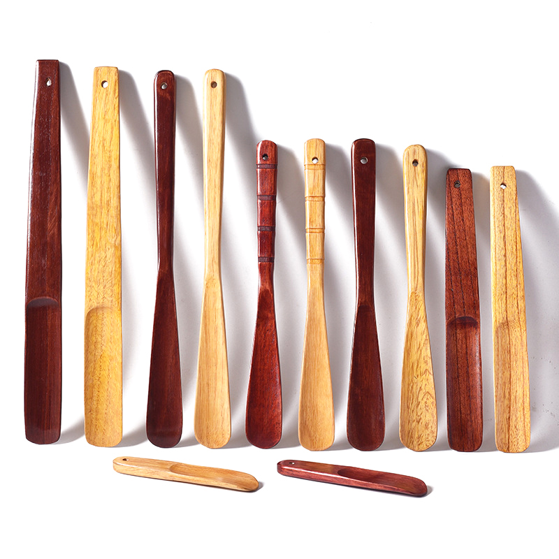 1Pcs 16/32cm Natural Wooden Shoe Horn Solid Wood Shoehorn Portable Craft Long Handle Shoe Lifter Shoes Accessories