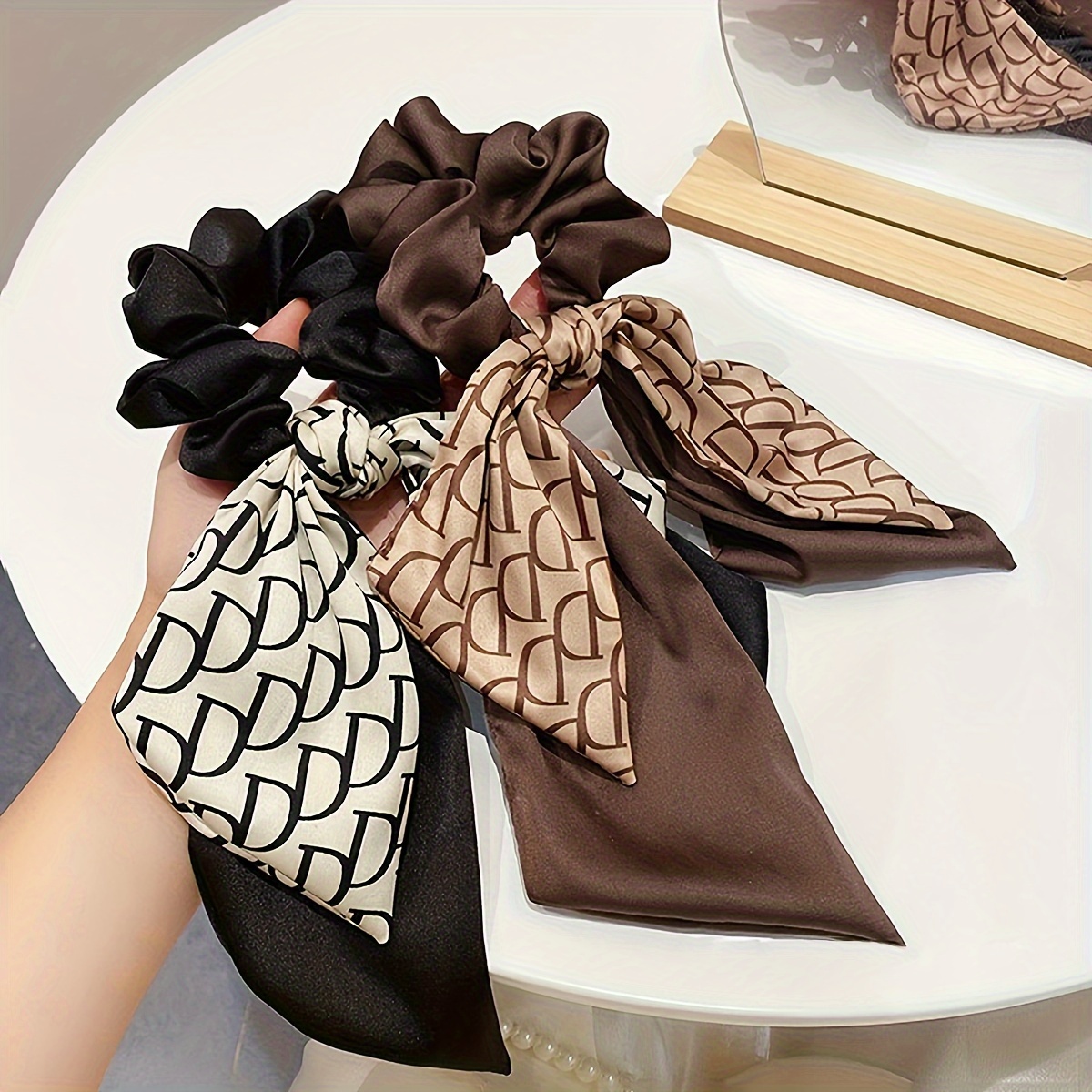 Satin Big Bow Hair Clip for Woman Elegant Temperament Back of The Head Grab Clip Fashion Flowing Ribbons Girl Hair Clamp
