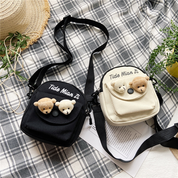 Fashionable Letter Canvas Phone Crossbody Bag with 2pc Cute Bear Pins, Stylish Student Harajuku Shoulder Bag for Women Daily Use