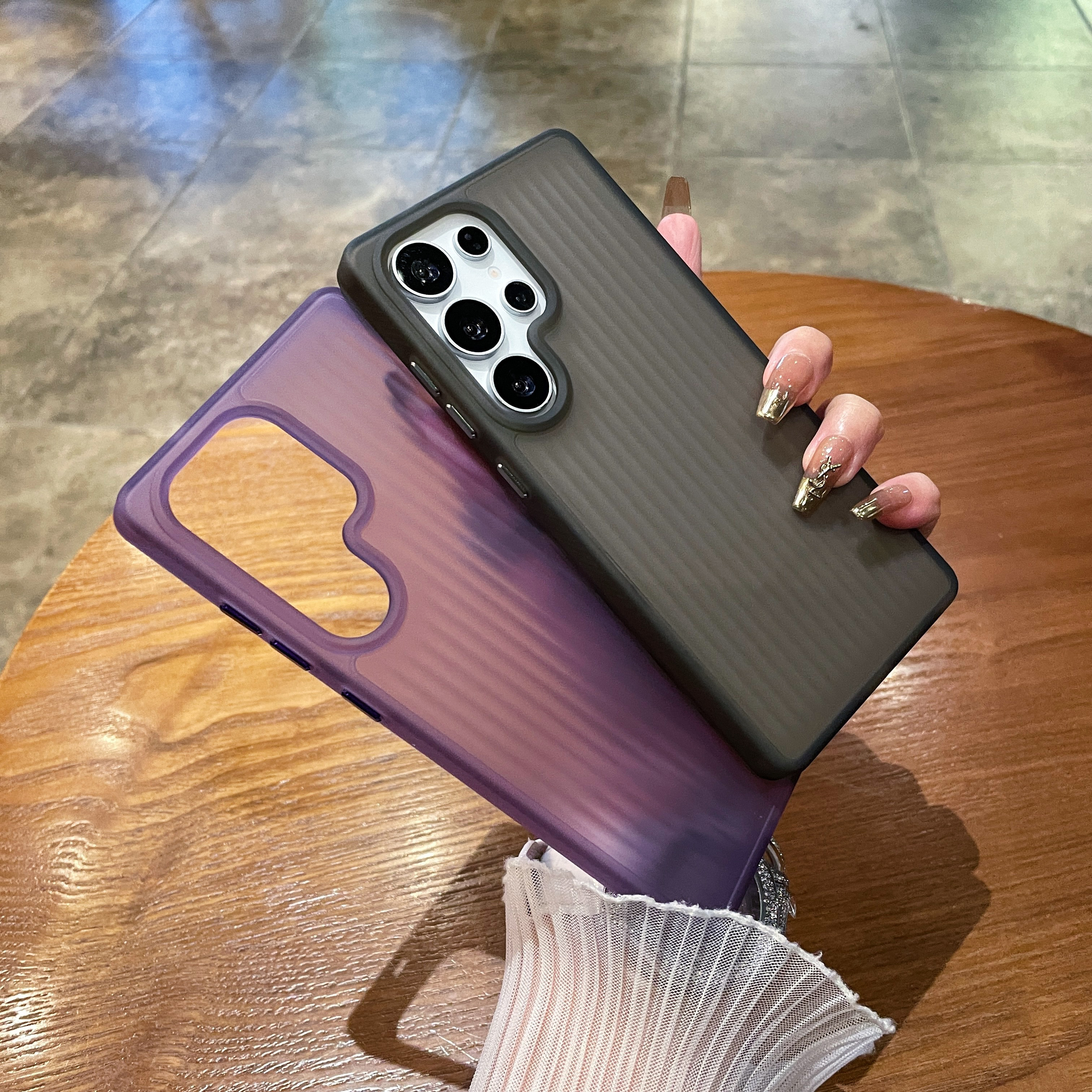 Luxury Corrugated Pattern Stripe Matte Hard Case For S26 ultra S25 S24 S23 s21 S22 ultra Plus Translucent Silicone Cover