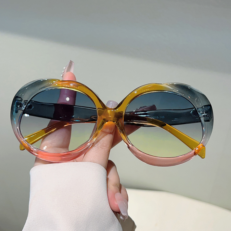 KAMMPT Oversized Round Sunglasses Fashion Cute Decorative Shades Trendy Gradient Original Festival Party Sun Glasses