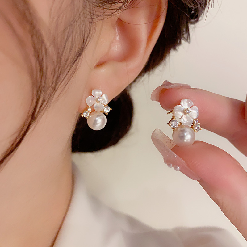 Gold Plated Silver Needle Earring Forest Style Sweet Flower Pearl Stud Earrings For Women Jewelry Valentine Day