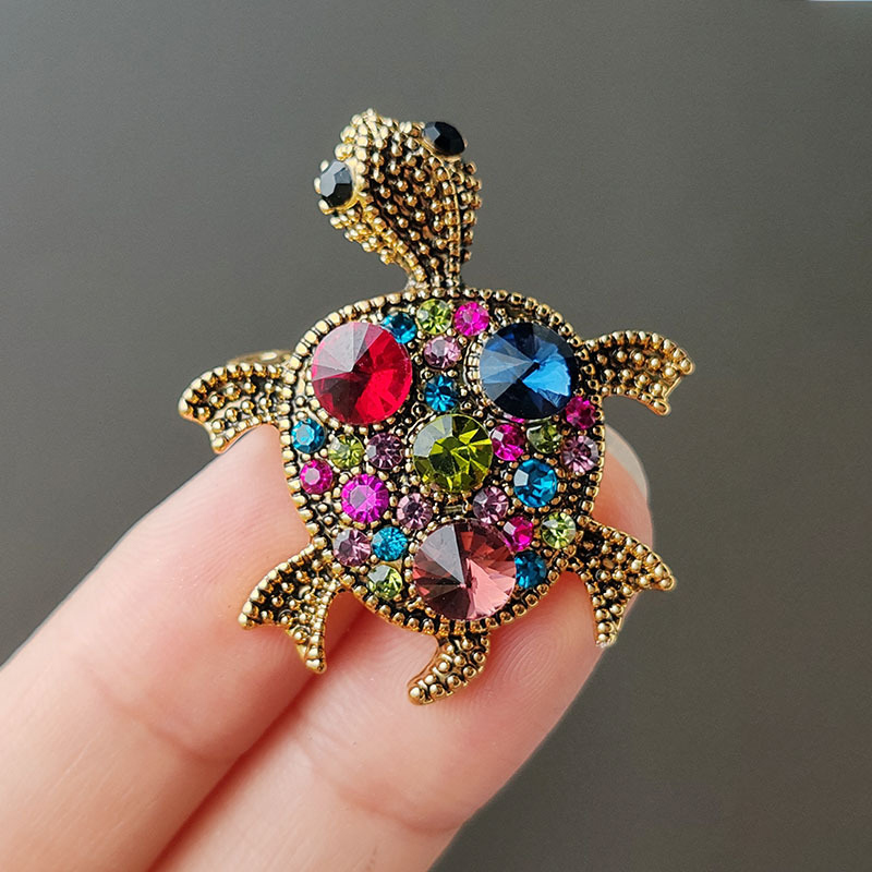 Vintage Rhinestone Cute Cartoon Turtle Animal Brooches For Women Men Coat Clothing Accessories Brooch Pins Party Jewelry
