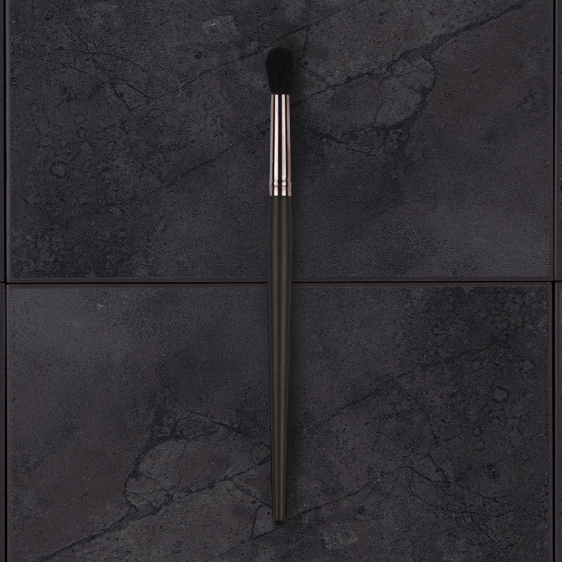 Piccasso Grey Makeup Brush No.224 Candle Head Highlight Brush Soft Fluffy Wool Solid Wood Professional Highlight Brush