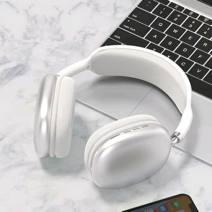 P9 Wireless Bluetooth Headphones With Mixed Colour with Stereo Headset Compatable of ear