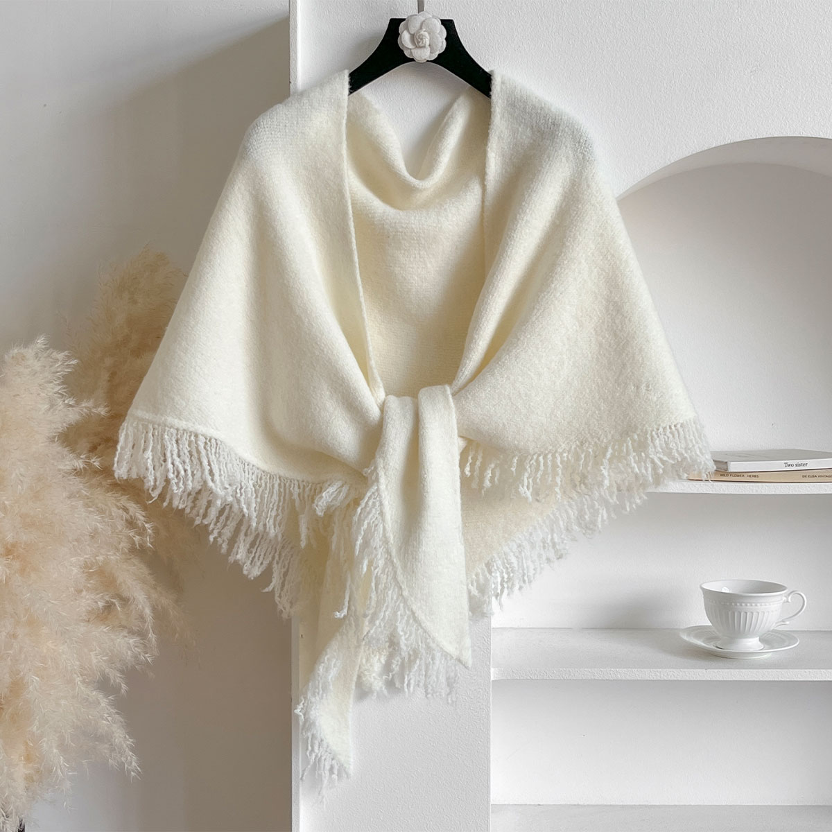 2025 Autumn and Winter New Women's Neck Wrap Wool Blended Tassel Triangular Shawl Female Thickened With Knitted Warm Shoulder